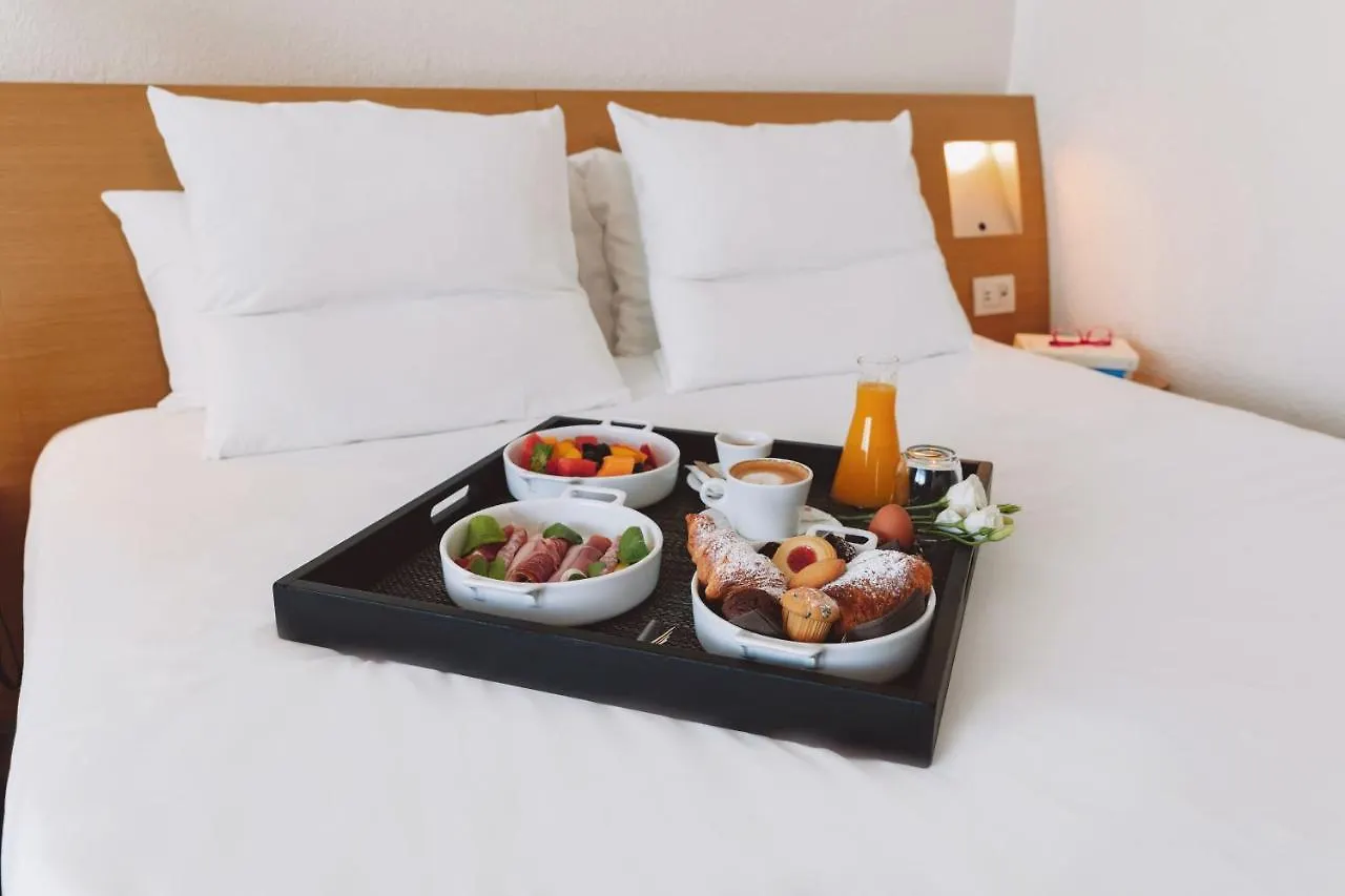 Novotel Venezia Mestre Castellana 4*,
