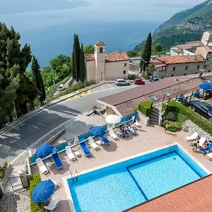 hotel-bellavista-tignale.it-lombardy.com/